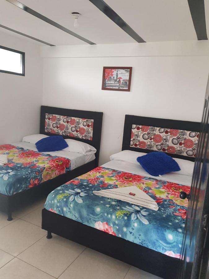 Apartamentos Williams Santa Rosa de Cabal Kültér fotó